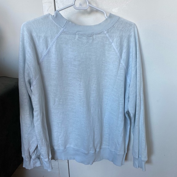 WILDFOX sweatshirt 🍦🍦🍦🍨 - Picture 3 of 3